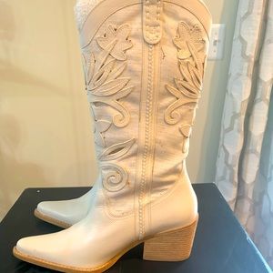MIA Santiago Womens MID Calf Boot MIA Santiago Womens MID Calf Boot